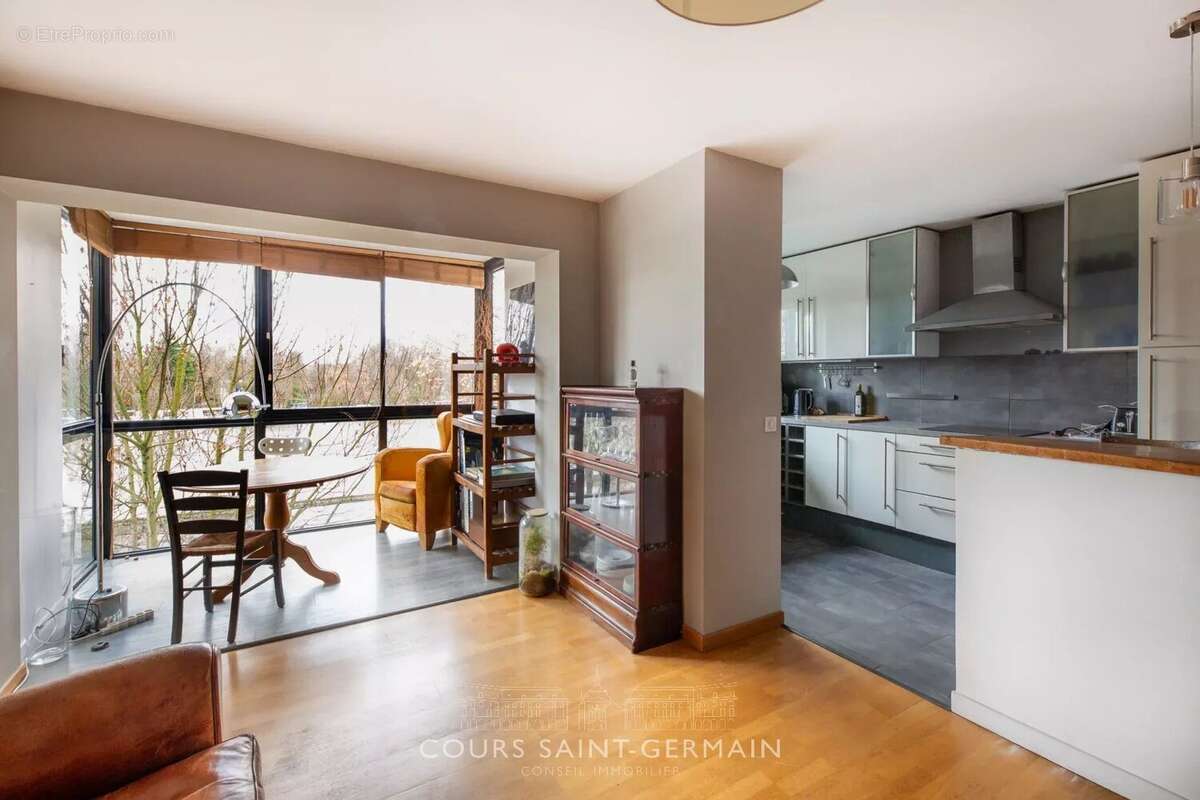Appartement à SURESNES