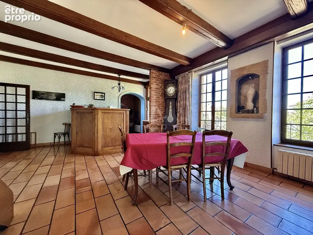 Maison de caractère - 285m² sur 16,82 ares - Woippy Village - photo 4