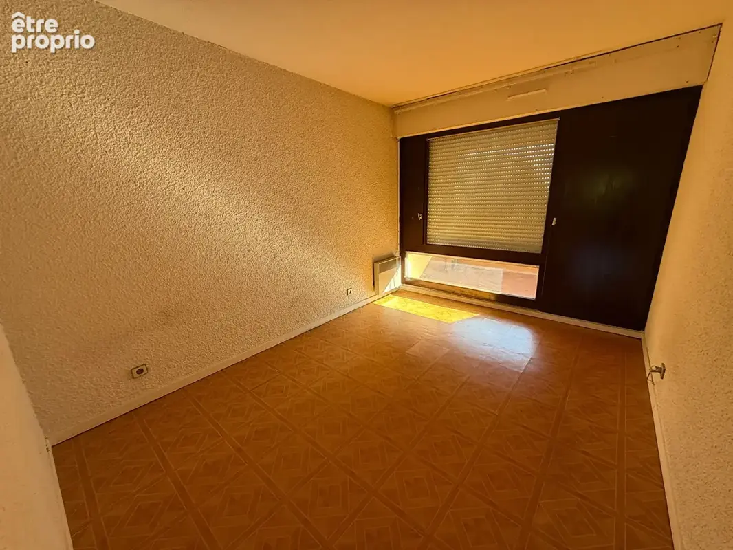 A vendre à VETRAZ-MONTHOUX, grand T3  traversant de 75.43 m² au dernier étage, vue Genève et Jura - photo 7