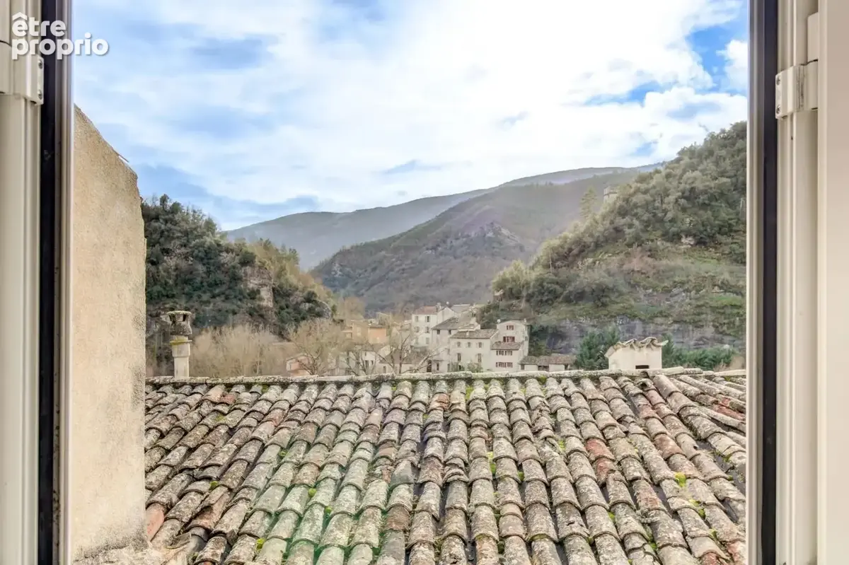 Maison de village en très bon état - ROQUESTÉRON - photo 2