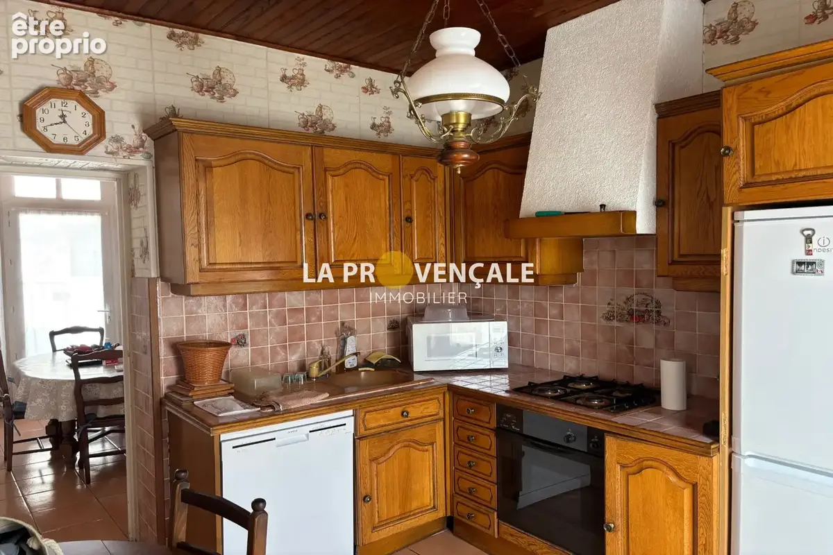 Maison 4 pièces 76 m² à vendre à Greasque (13850) - photo 6