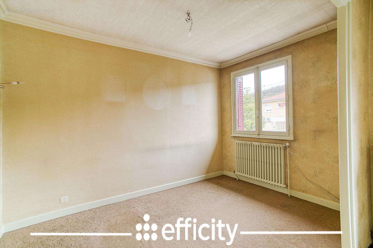 Maison à CHASSE-SUR-RHONE