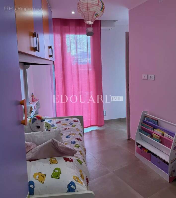 Appartement à ROQUEBRUNE-CAP-MARTIN