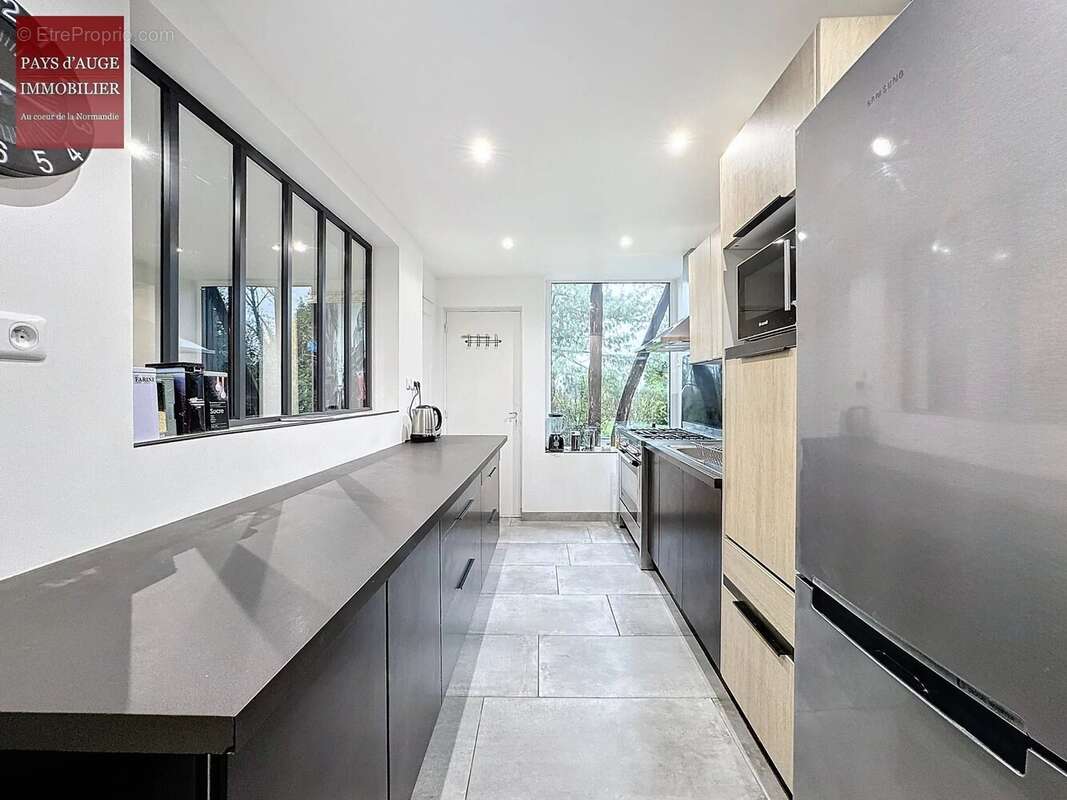 Maison à NEUVILLE-SUR-TOUQUES