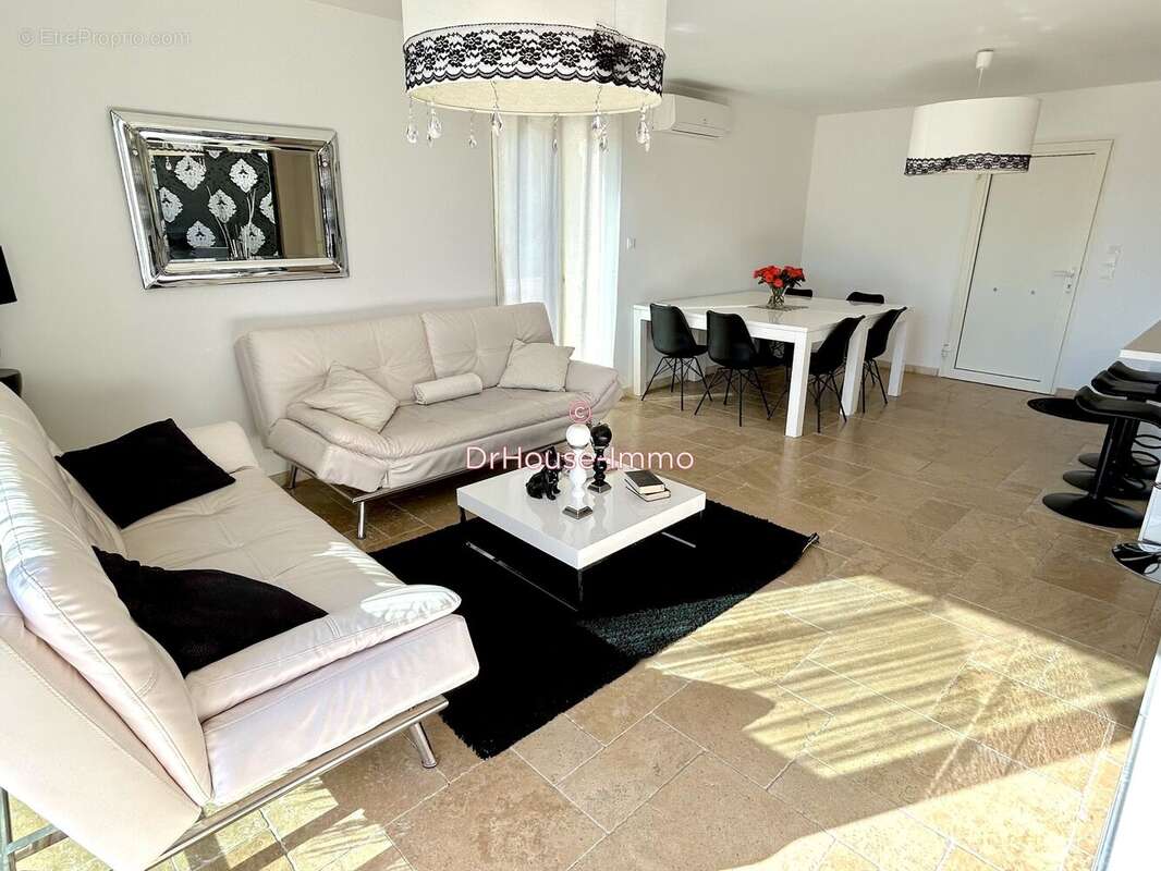 Maison à LE CANNET-DES-MAURES