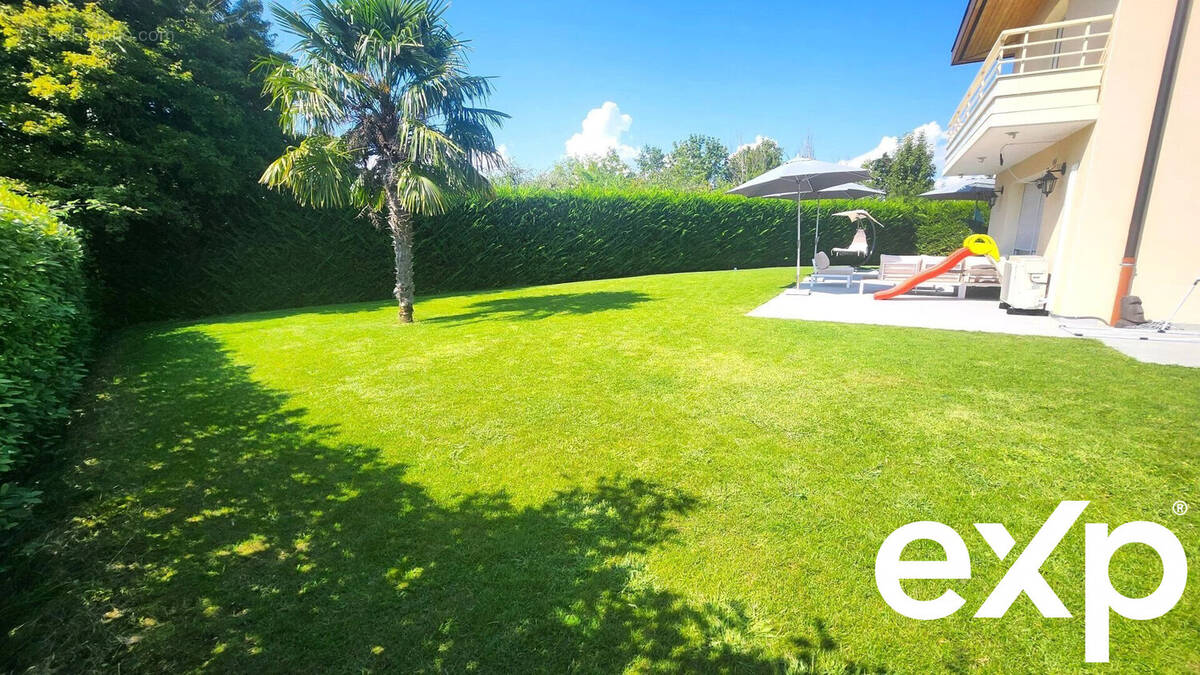 Maison à COLLONGES-SOUS-SALEVE