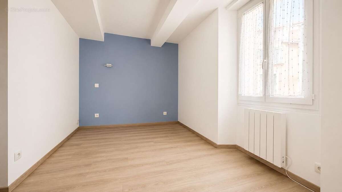 Appartement 64 m² à Saint-Andre-Les-Alpes  - photo 9