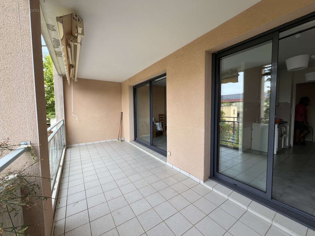 Appartement à NYONS