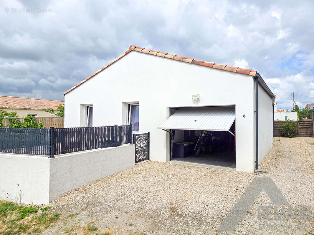 Maison à AIZENAY