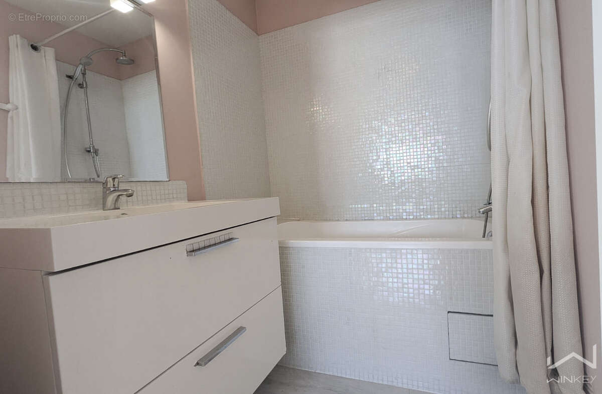 Appartement à NANTERRE