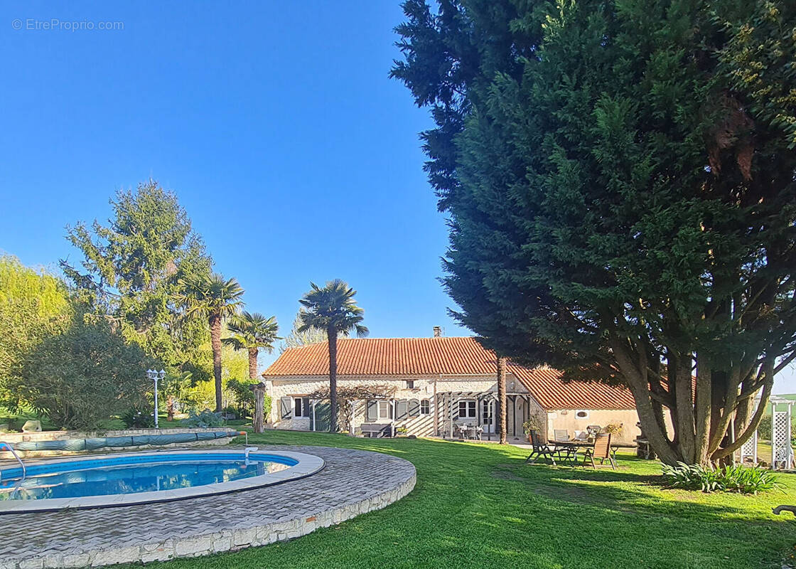 Maison à LAPLUME