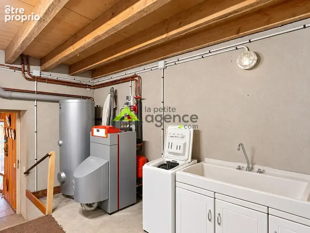 Belle propriété en pierres avec grange, verger, source et bo - photo 15
