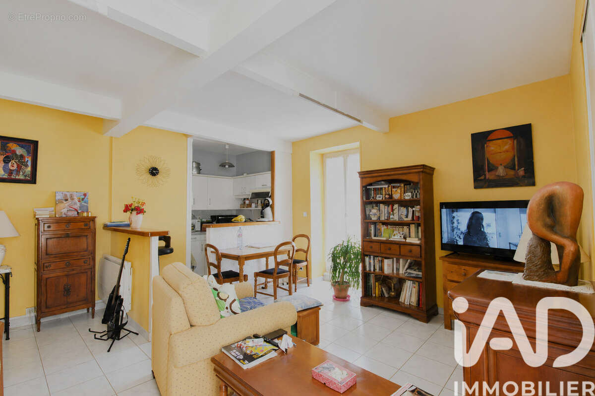 Photo 2 - Appartement à SAINTES