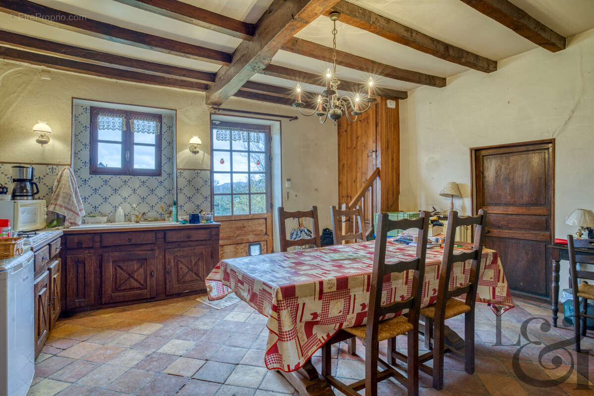 Maison à HAUTEFAGE-LA-TOUR