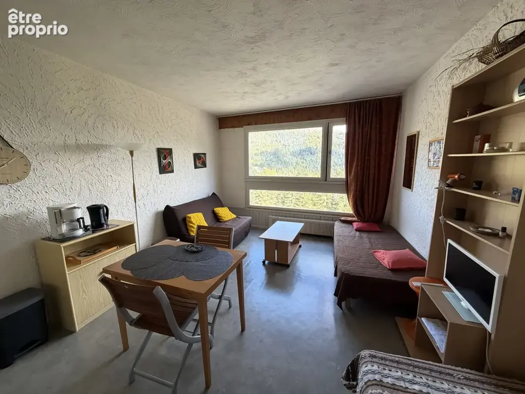 Appartement à LAVEISSIERE