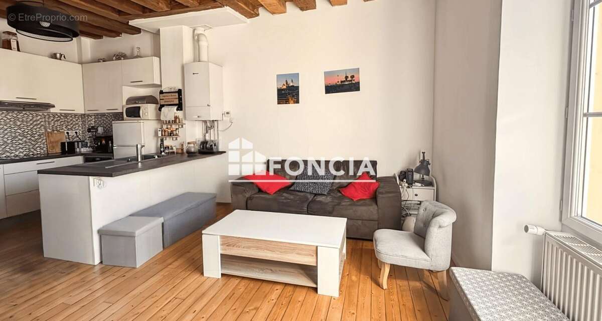 Appartement à MONTRY