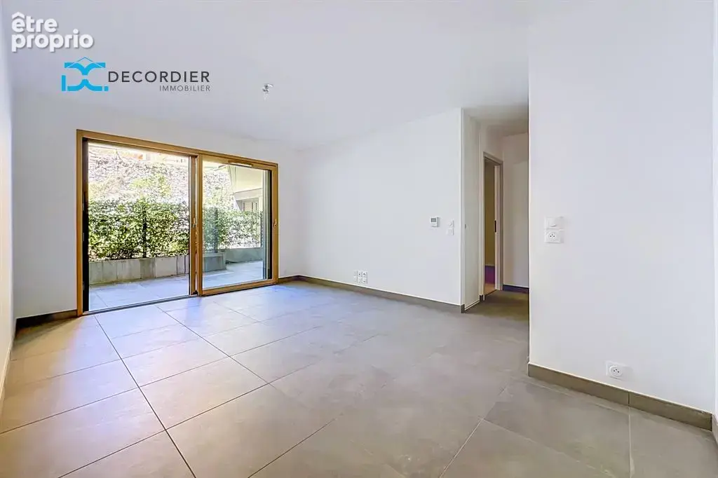 À vendre evian, t2 neuf rue pietonne - photo 4
