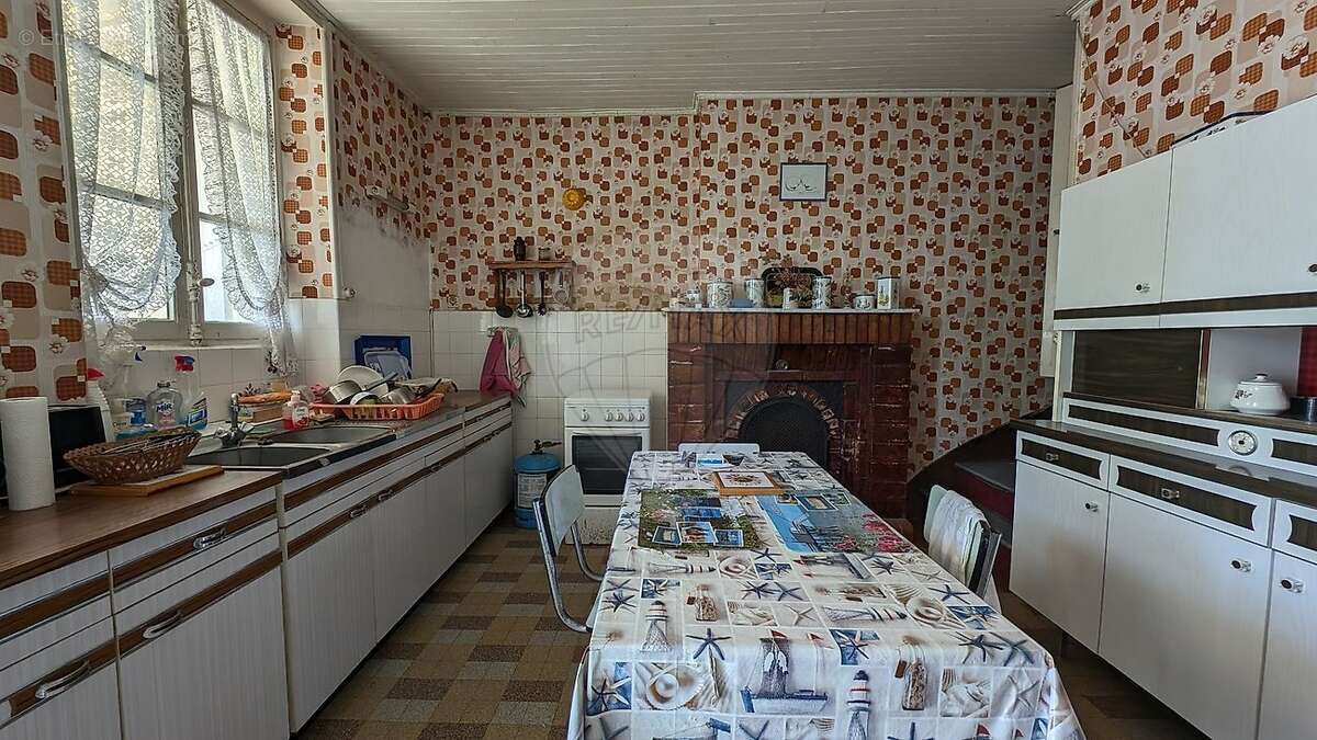 Maison à LES MATHES