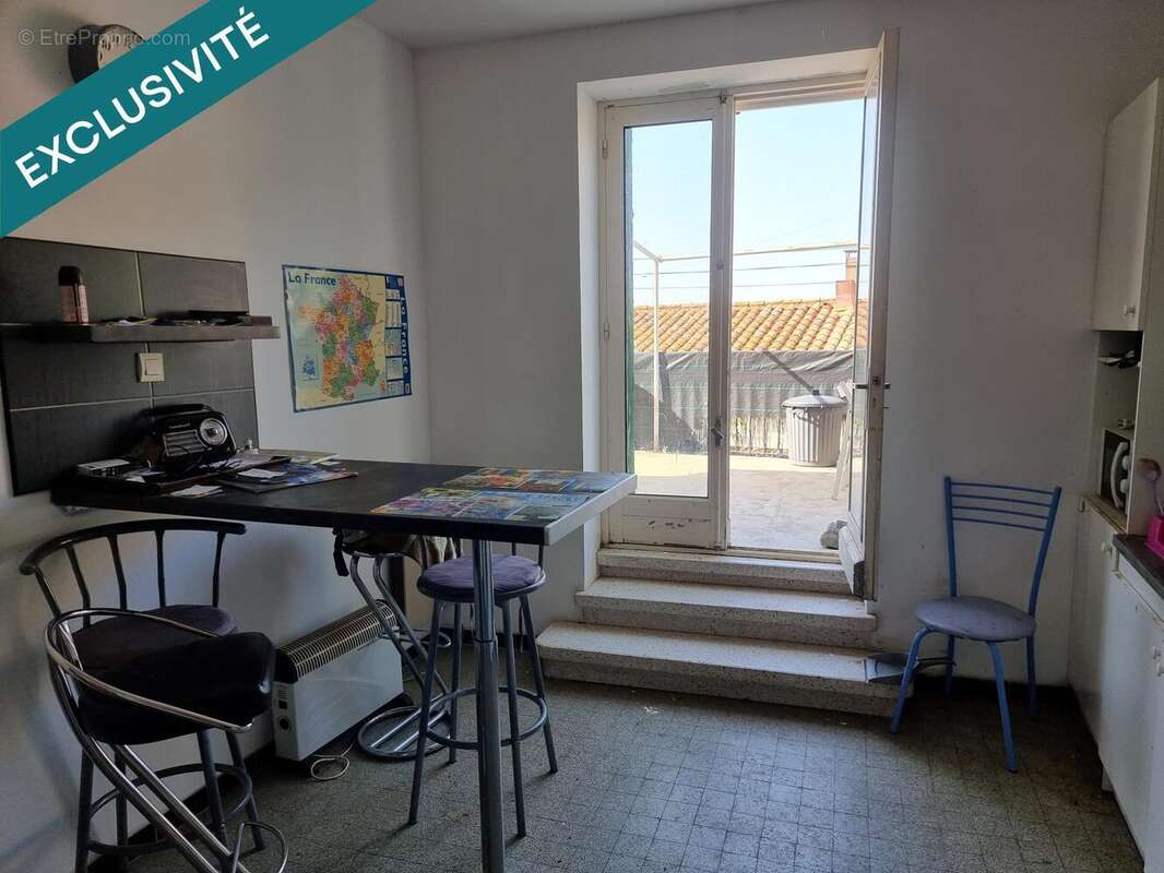 Photo 4 - Maison à AZILLE