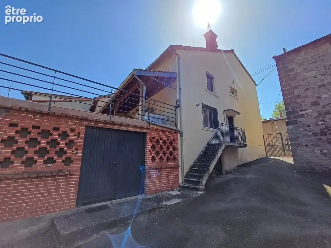 Maison 4 pièces 100 m² à vendre à Billom (63160) - photo 1