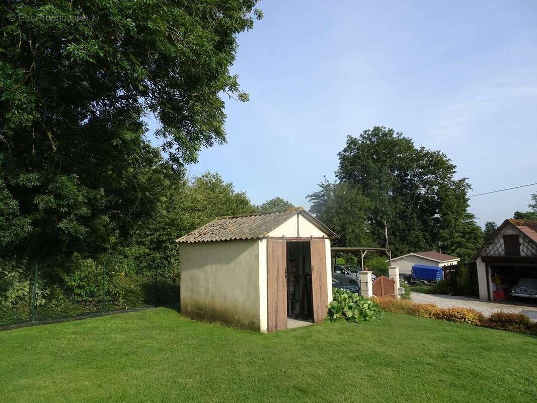 Maison à PORT-EN-BESSIN-HUPPAIN