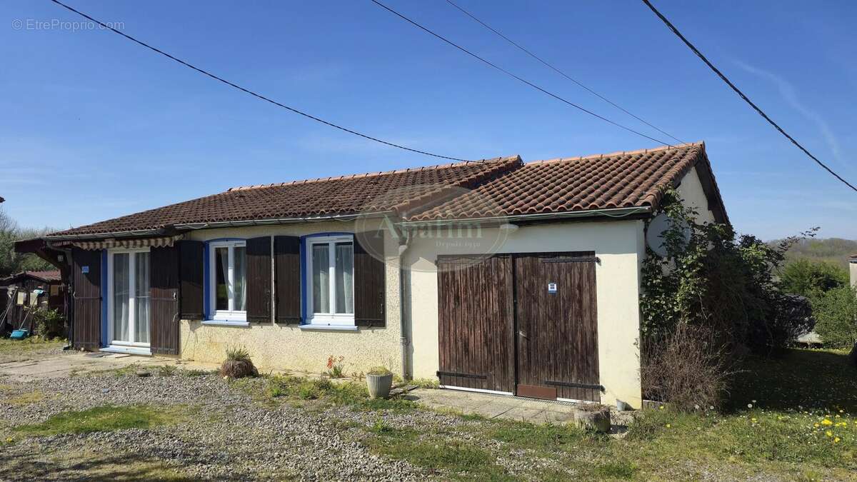 Maison à POUYASTRUC