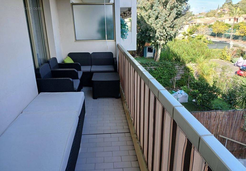 Appartement à LE CANNET