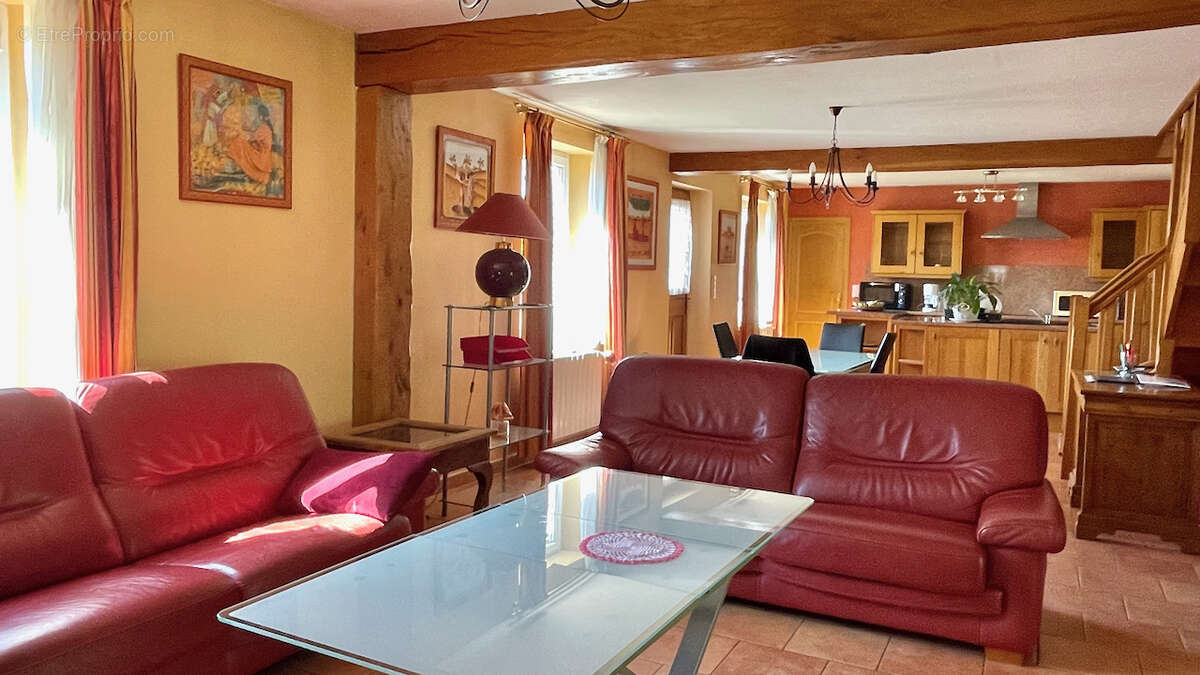 Maison à BRETEUIL