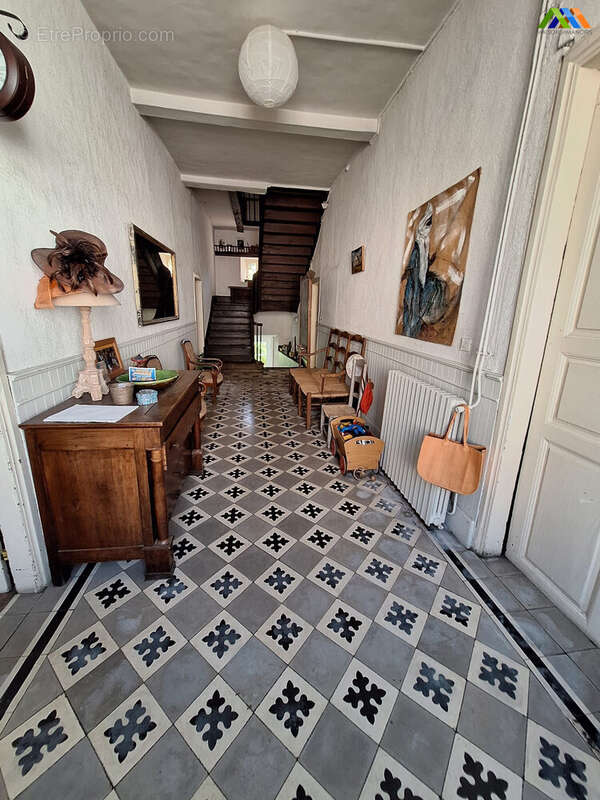 Maison 350 m² à Masseube  - photo 6