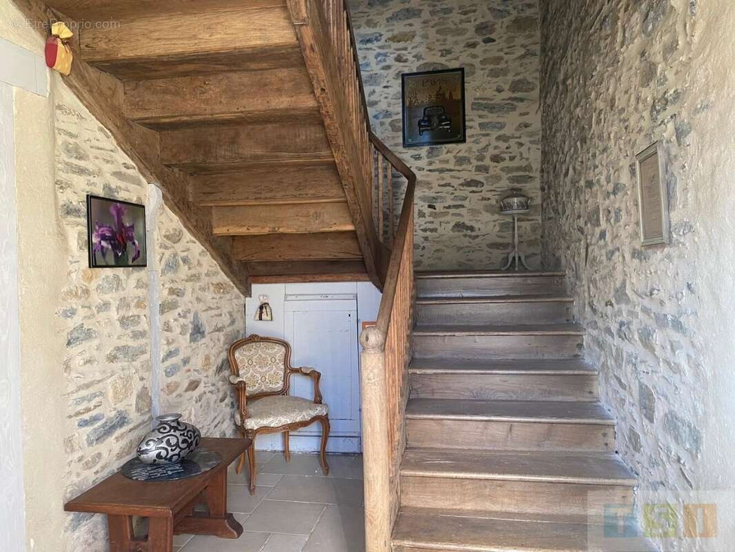 Maison à AVEZAC-PRAT-LAHITTE