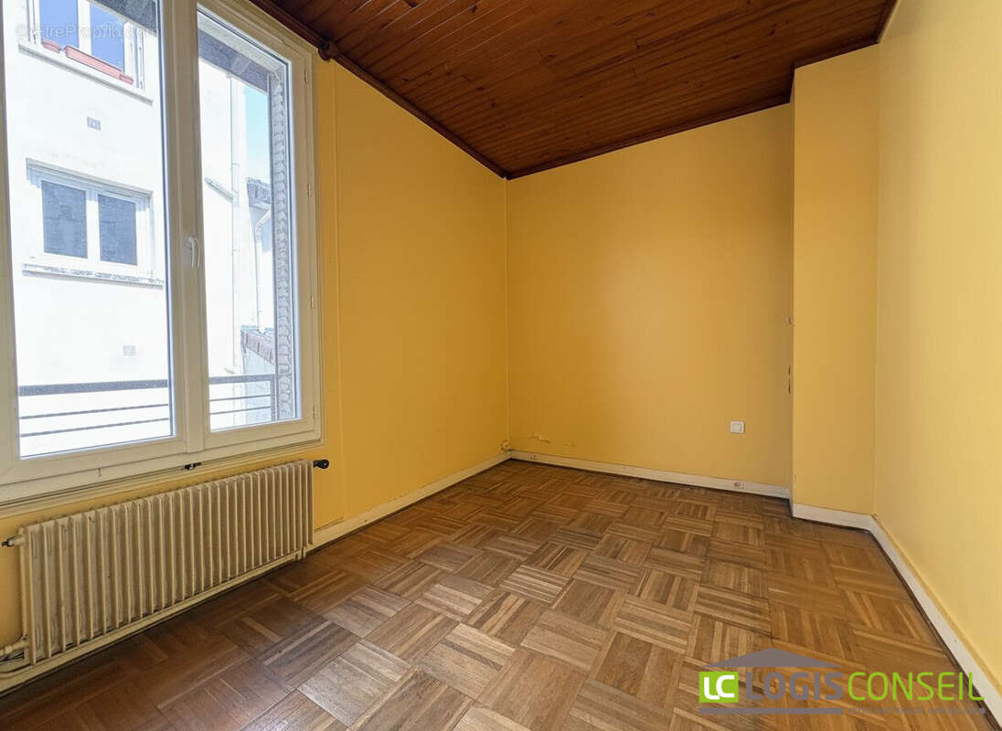 Appartement à CHATILLON