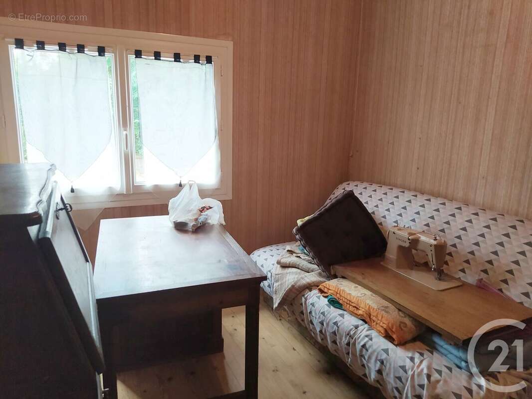 Maison à SAINT-MARTIN-DE-COUX