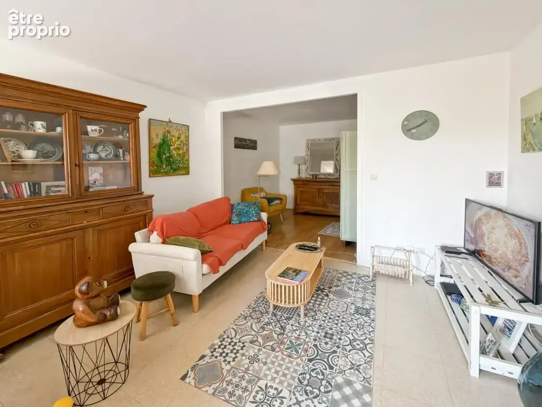 Appartement à vendre T2 situé en rez-de-jardin de 50 m² avec Jardin Privatif & Garage + climatisation - photo 6