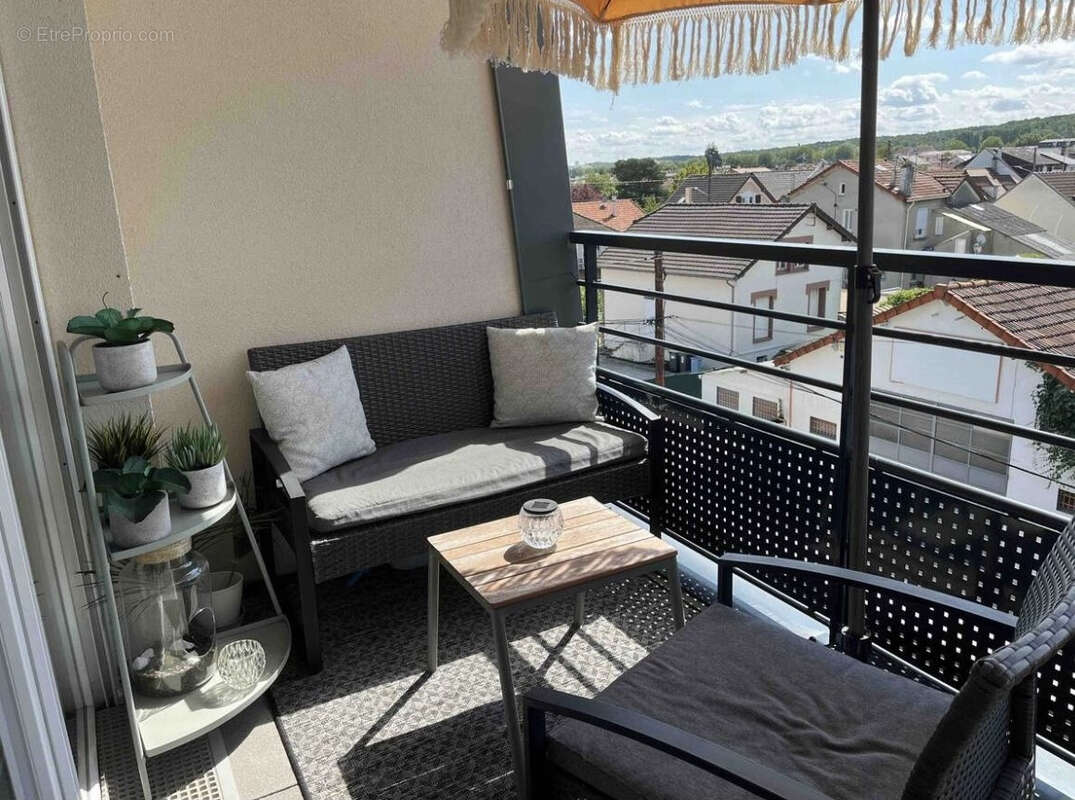 Appartement à TREMBLAY-EN-FRANCE