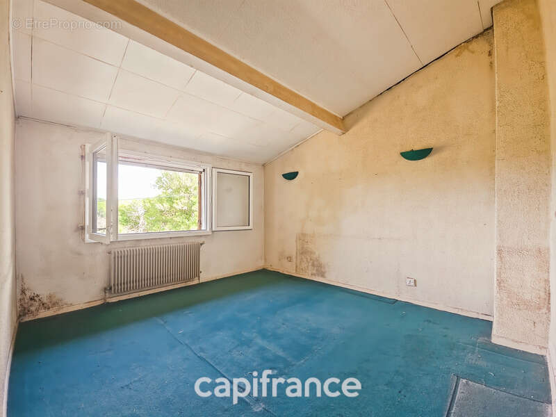Maison à AMBES