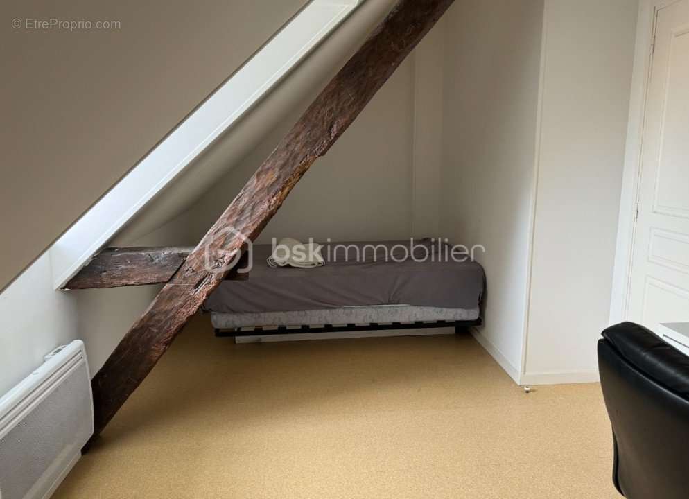 Maison à NEUILLE-PONT-PIERRE