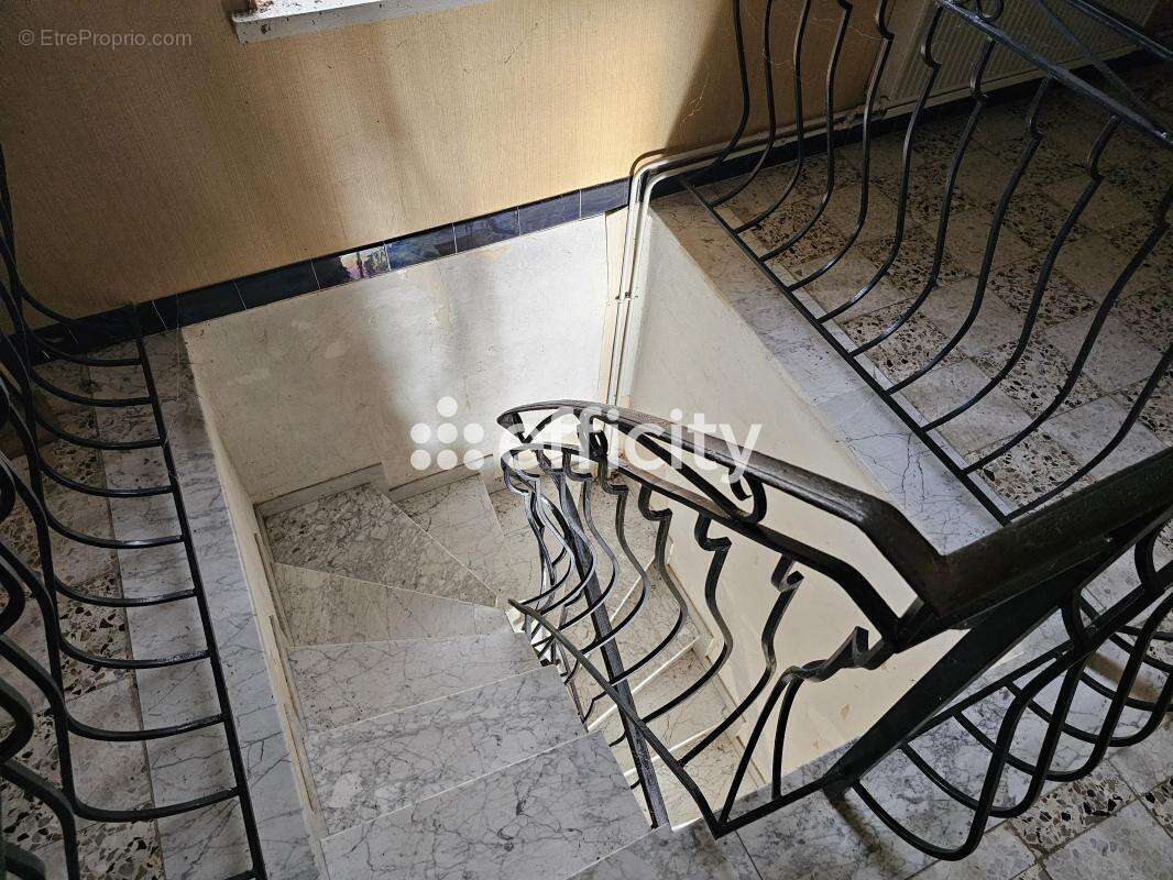 Maison à VENTABREN