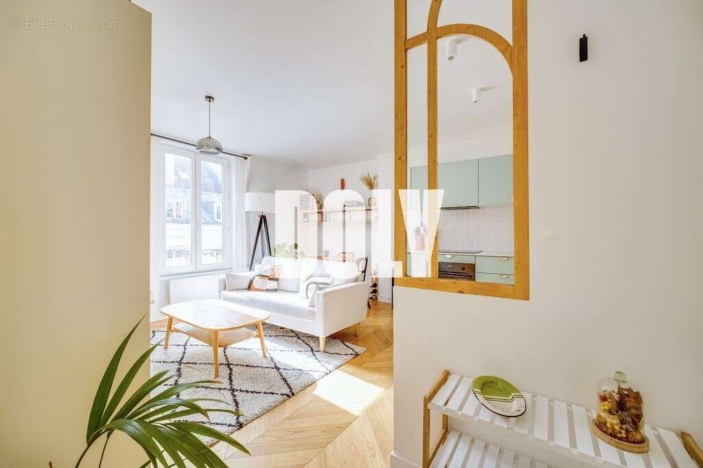 Appartement à PARIS-11E