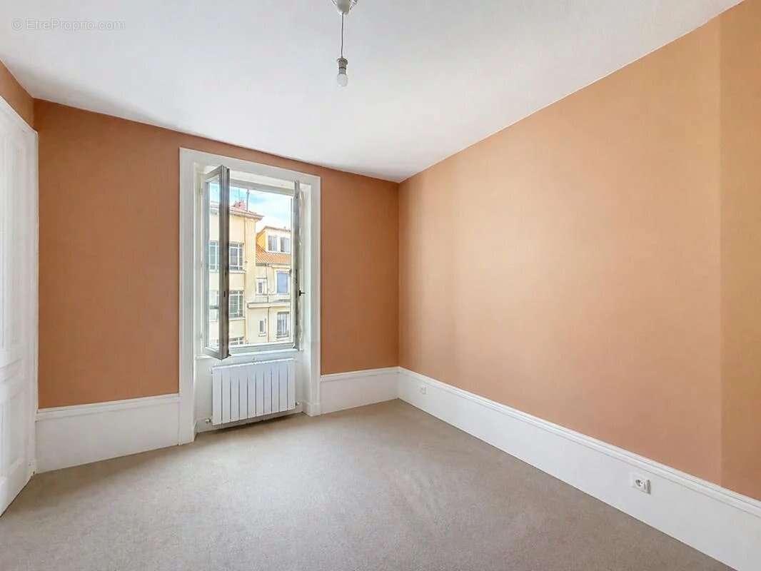 Appartement à LYON-7E