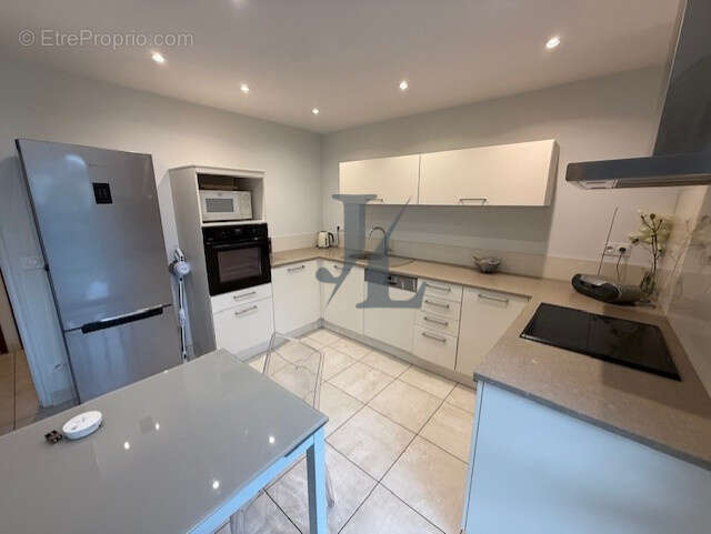 Maison à PORTES-LES-VALENCE