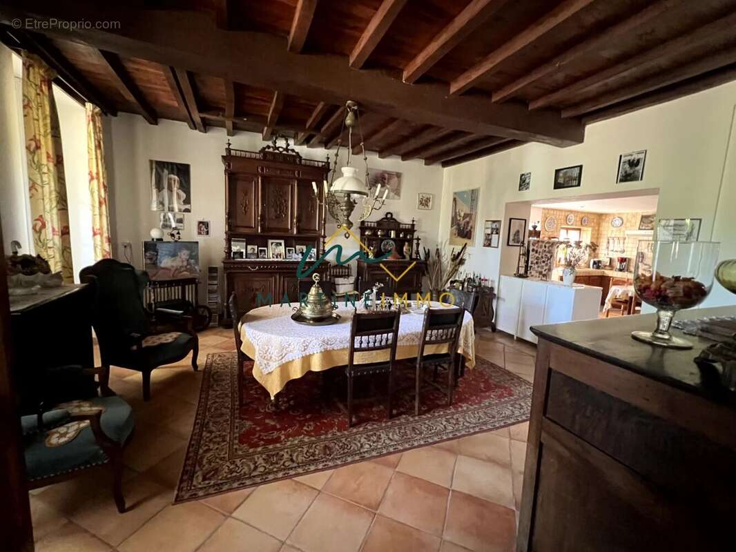 A vendre maison pierre de 240m2 - photo 4