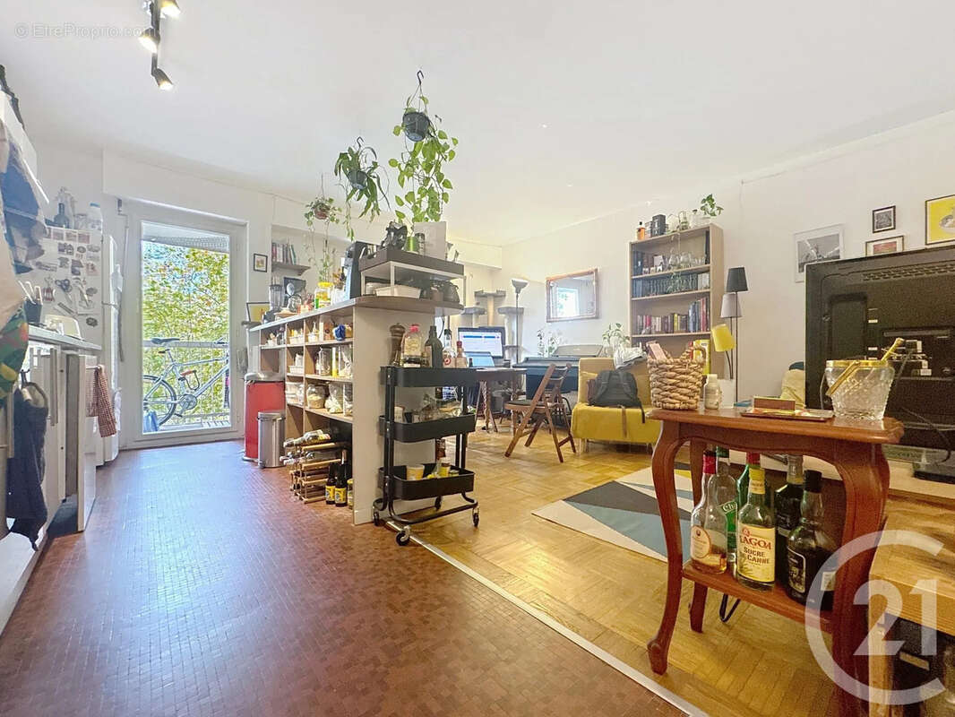 Appartement à PARIS-12E