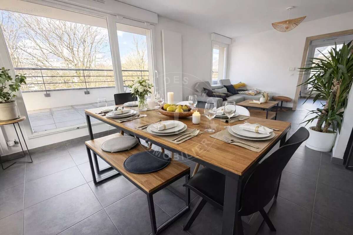 Appartement à QUINTAL