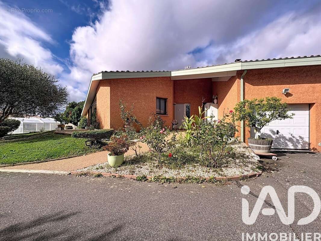 Photo 1 - Maison à CARBONNE