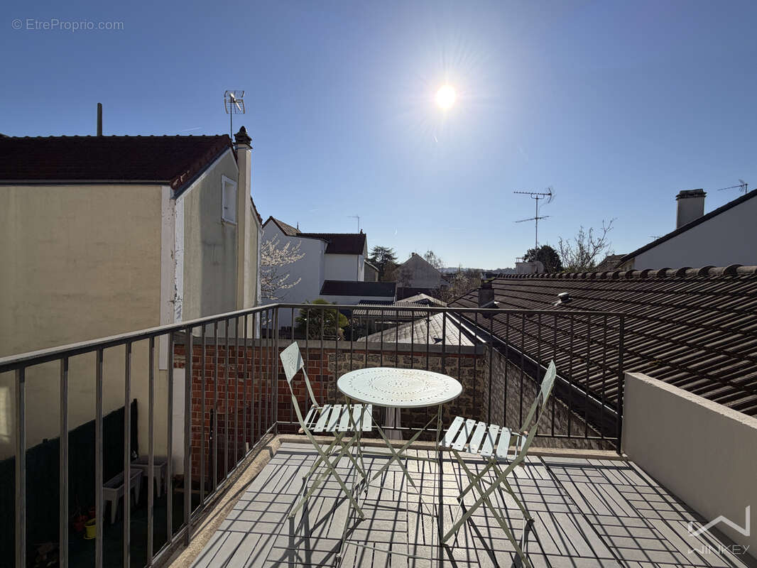 Appartement à MANTES-LA-VILLE
