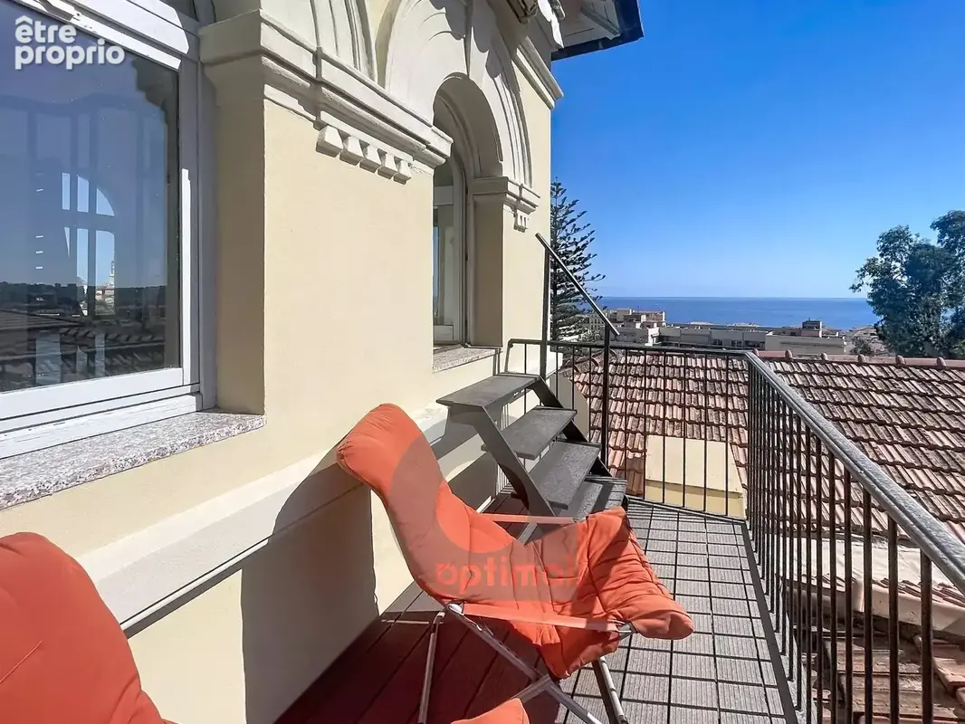 Menton Terres Chaudes - Résidence Bourgeoise - 2/3 pièces en triplex - Parking - photo 3
