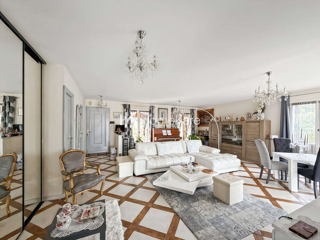 Maison 200 m² à Montauban  - photo 3
