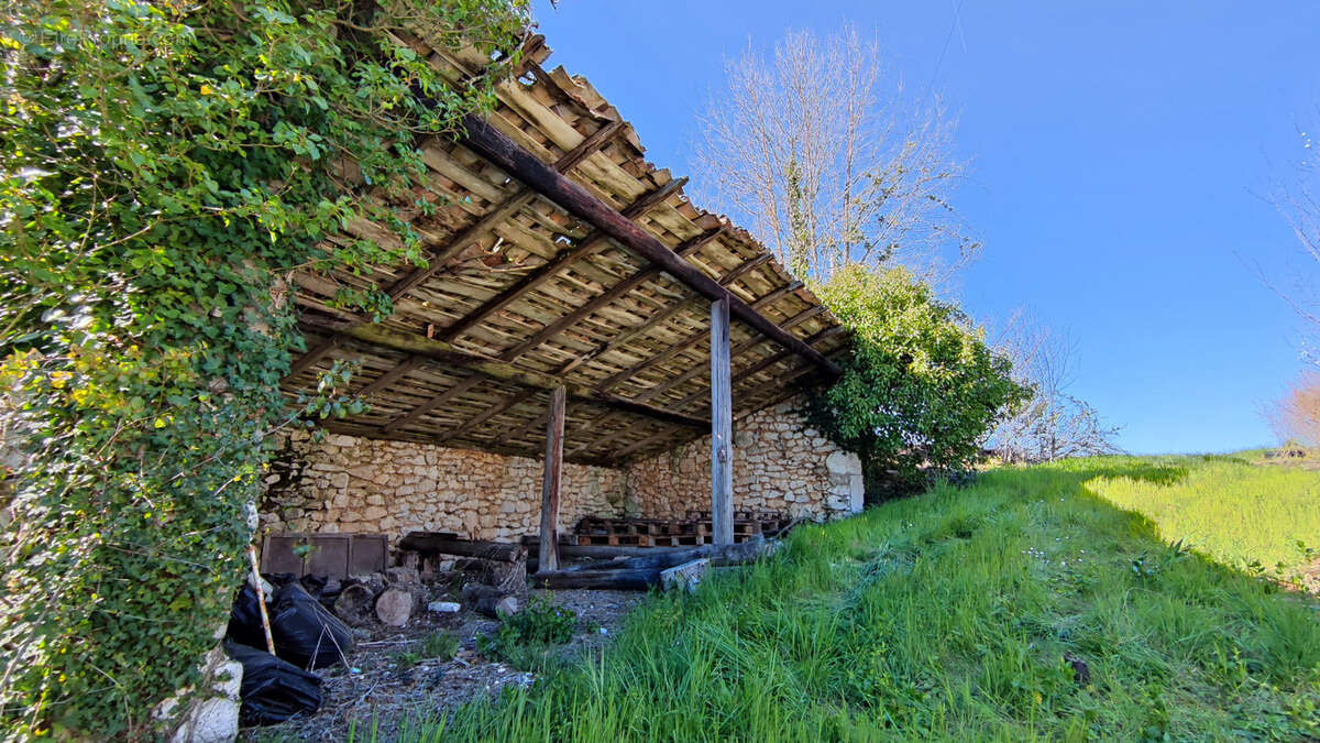 Maison à BAGAT-EN-QUERCY