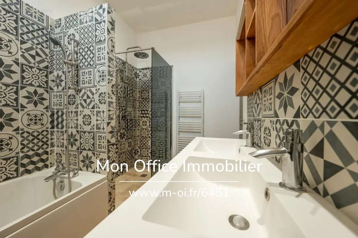 Appartement à PERTUIS