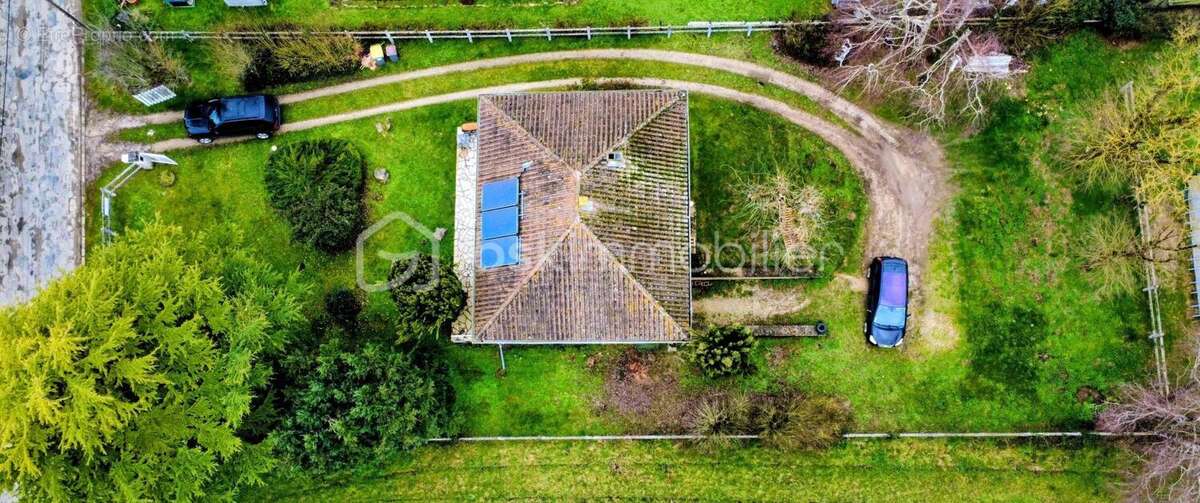 Maison 97 m² + 1 420 m² jardin – Prin-Deyrançon (79) - photo 19